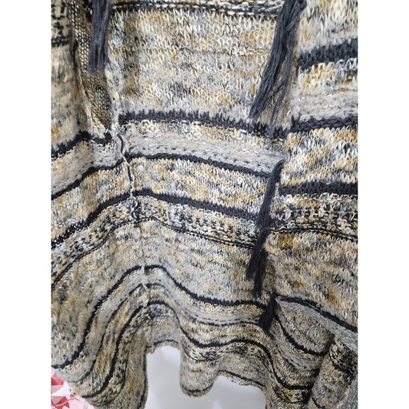 BKE Women Hooded Open Front Cardigan Tassel Knit Sweater Grey Yellow XS - Picture 5 of 6